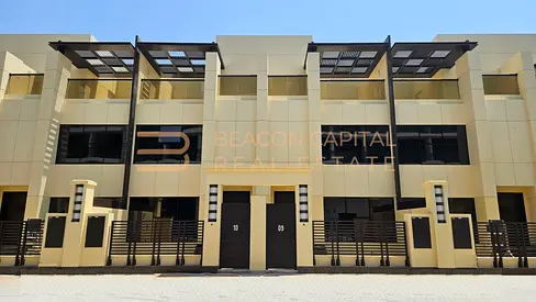 Flexible Cheques I Prime Location | Brand New