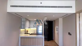 1BR Apartment | Marco Polo Tower | Balcony &amp; Downtown View
