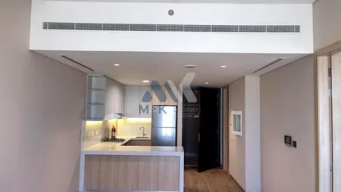 1BR Apartment | Marco Polo Tower | Balcony & Downtown View