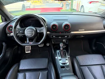 صورة 7 لـ 2019 AUDI S3