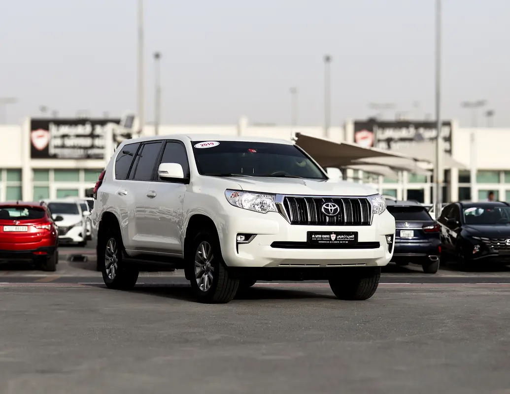 Toyota Prado 2019 — photo 1 of 20