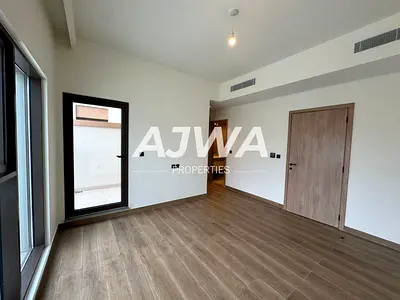 Brand New 4 Bed Townhouse in damac lagoon