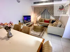 Sharjah, Muwaileh: Fully furnished, super deluxe apartment, second occupancy. Two bedrooms, living r