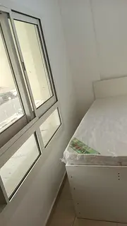 Window partition near Union Metro 1600