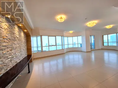 Spacious 4BHK Apartment with Full Sea View