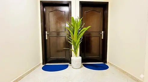 4 EXECUTIVE MEN BEDSPACE ARE LEFT NOW | NEAR STADIUM METRO