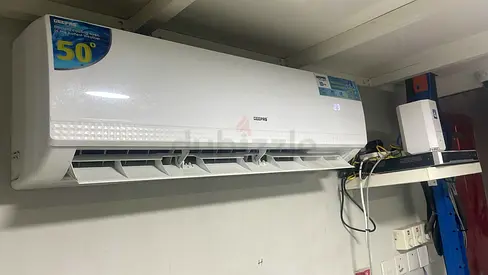 Gree 1.5 Ton Split Wall-Mounted Air Conditioner – Good Working Condition