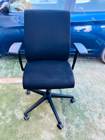 Steel case think office chair