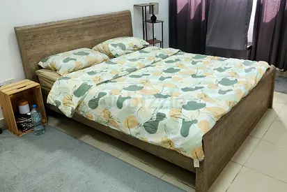 Wooden Queen Bed Frame with Headboard - Light Oak Finish + mattress