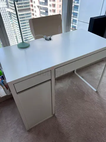 Desk White Wood + cable hole and 2 drawers
