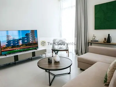 Beachfront Living I Stylish and Spacious Unit
