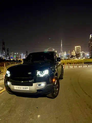 2025 Land Rover Defender 110 S - 1500 km only -American Specs