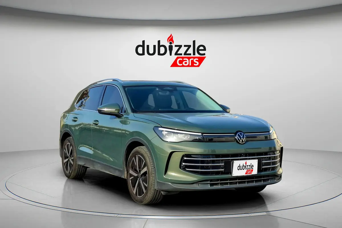 Volkswagen Tiguan 2025 — photo 1 of 16