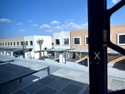 Contemporary | EV Ready | Open Layout