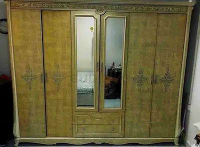 6 Door Wardrobe for sale