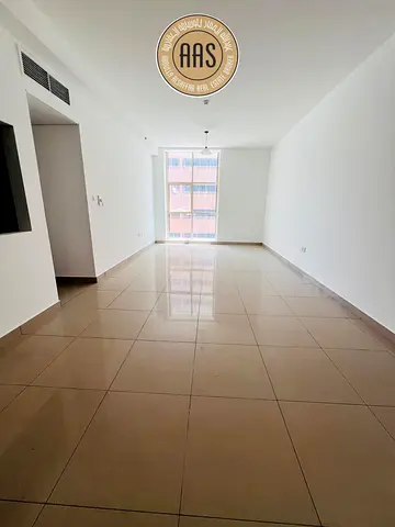10 :Min away from metro ::In prime location luxurious huge 3/bHk with all amenities /Gym&pool&Kids