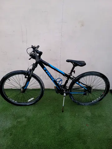 Trek sports bike 26size