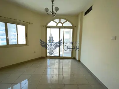 Spacious 1bhk central ac and gas family building 2washroom end balcony
