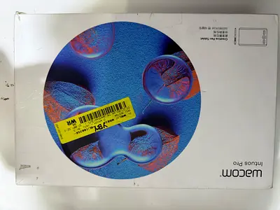 Wacom Intuos Pro (boxed) - Creative Pen Tablet