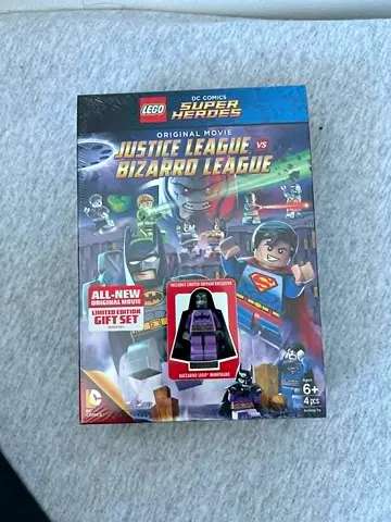 LEGO DC Super Heroes: Justice League vs Bizarro League (DVD) - Sealed