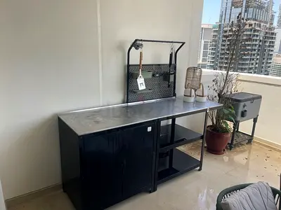 Outdoor kitchen