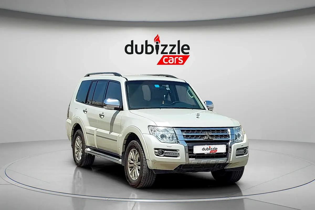 Mitsubishi Pajero 2020 — photo 1 of 16