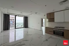 Vacant | Bright Stylish Flat | Prime Location