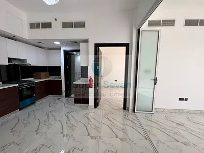 طابق أوسط || شبه مفروش || متاح للإيجار