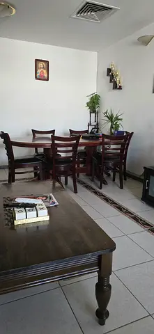 Solid wood dining table with 6 chairs - used, good condition