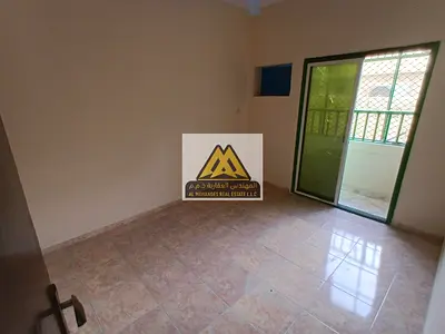 غرفتين وصالة النعيمية 2 عجمان طابق ارضي بلكونة حمام واحد بدون مكيفات 30 الف على 6 دفعات عائلات فقط صيانة على المالك قريب الخدمات