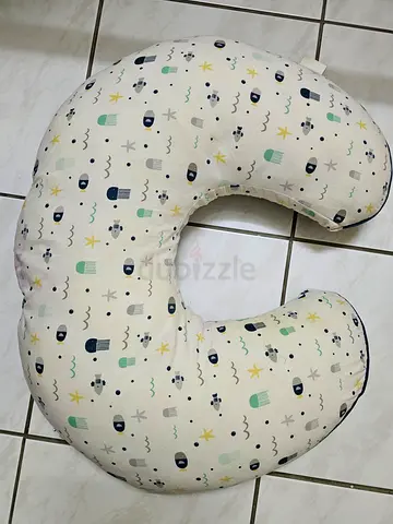 Nursing / Feeding Pillow with Removable Cover
