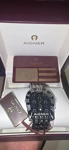 Aigner womens wristwatch with original box and tag - brand new never been used