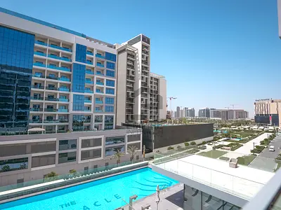 1 BDR | The Pinnacle | Balcony | City Pool View |