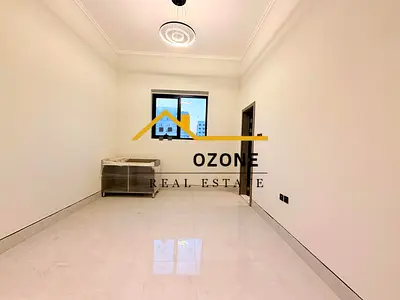 Brand new Studio ~ 30days free~ first shifting ~ Ready to move ~ separate kitchen ~ only 35k ~