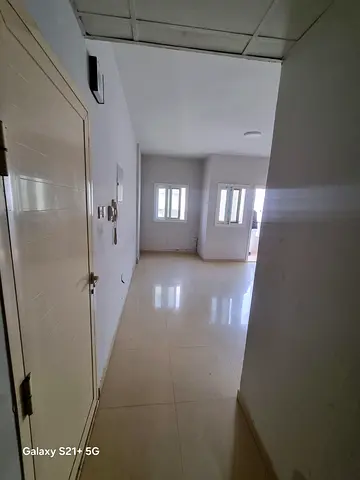 For rent in Sharjah – Al Boutina Studio with a distinctive space and practical design Suitable for families only 🔹 Good space Semi-separate kitchen B