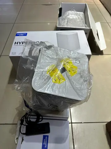 Ultimate Ears Hyperboom , Bluetooth Speaker.. extremely sound quality