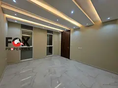 5 master bedroom villa in Al Yasmeen with 2 halls, private yard and spacious layout near Sheikh Moha