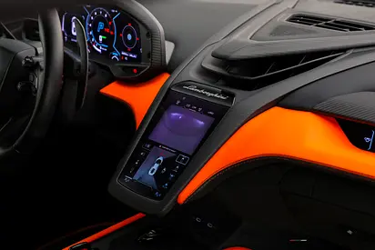 صورة 17 لـ 2024 Lamborghini REVUELTO