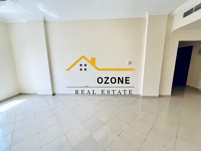 Wow 6 cheque's payment 2bhk cantral ac good location easy exit to dubai