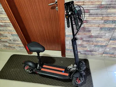 🛴 Winner Sky Electric Scooter (With Seat) – Excellent Condition!