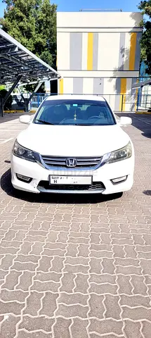 Honda Accord LX 2013 American Specs - Excellent Condition