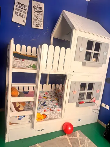 Kids bed with study desk