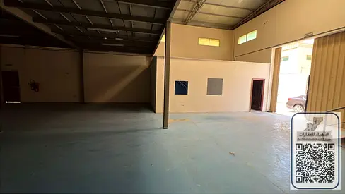 🔥 Warehouse with Mezzanine & Offices for Annual Rent in Umm Al Quwain🔥Excellent opportunity for companies and investors to rent a spacious warehouse