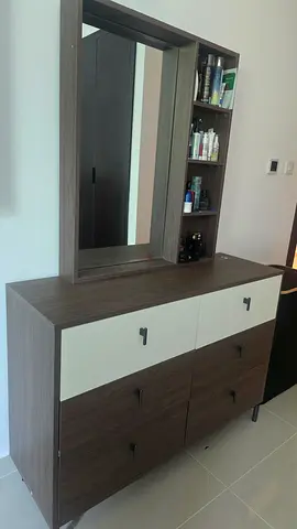 Bedroom dresser