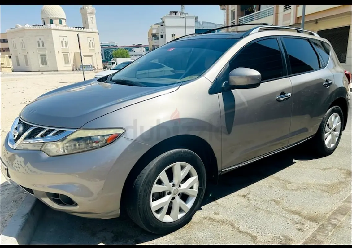 Nissan Murano 2012 — photo 1 of 10
