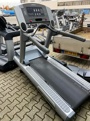 Life Fitness
95ti Treadmill