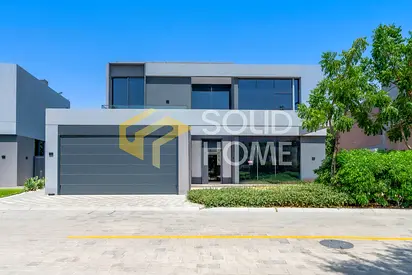 Ideal Location | Ready Unit | Freehold | Brand new