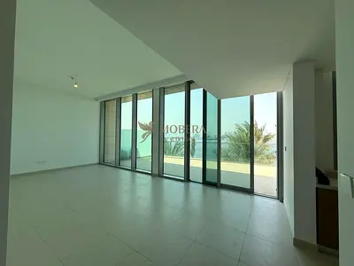 LUXURY 3BR | FULL CREEK VIEW | SPACIOUS LAYOUT