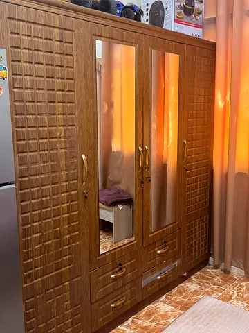 Solid wood 4 door wardrobe with mirrors and drawers