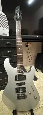 Yamaha RGX121Z Electric Guitar